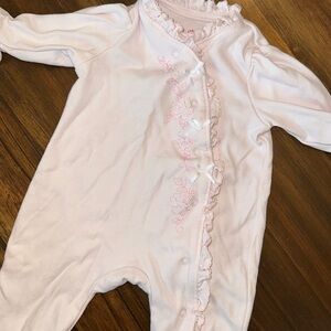 Frilly onesie with little bows
